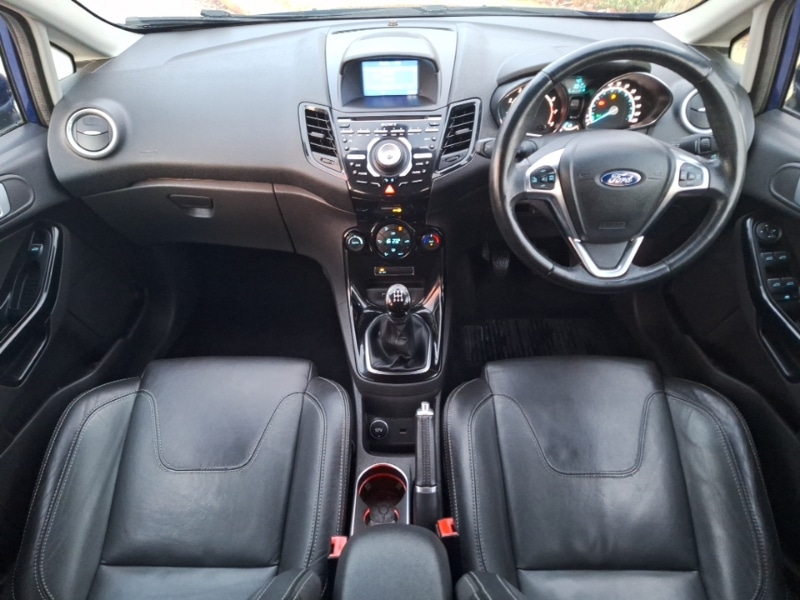 Used Ford Fiesta 2017 for sale - 77201812: Photo 2