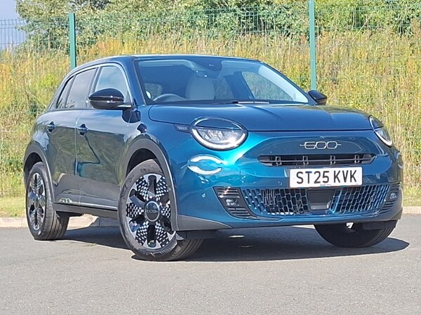 Used Fiat 600 2025 for sale - 76052541: Photo 1