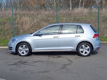 Used Volkswagen Golf 2015 for sale - 78054468: Photo