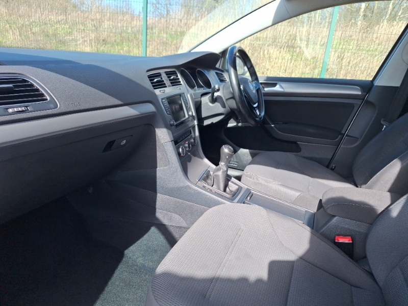 Used Volkswagen Golf 2015 for sale - 78054468: Photo 5