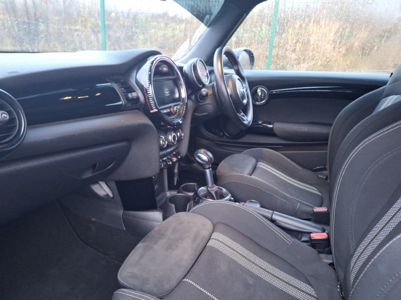 Used MINI Hatch 2017 for sale - 76951890: Photo 5