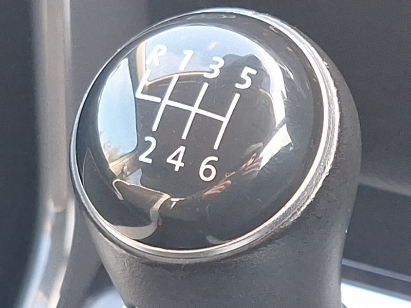 Used Volkswagen T-Roc 2018 for sale - 76427435: Photo 16