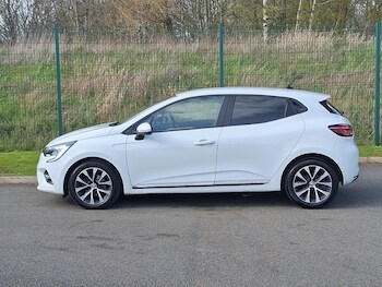 Used Renault Clio 2020 for sale - 78274700: Photo