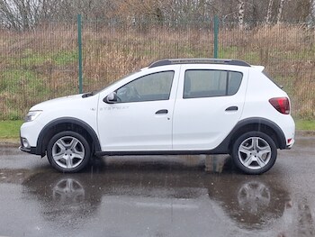 Used Dacia Sandero Stepway 2020 for sale - 78099347: Photo