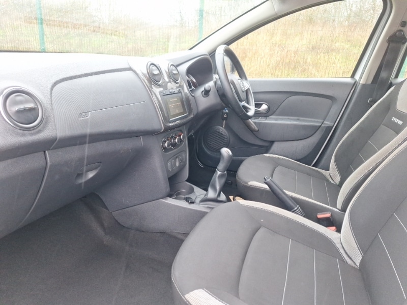 Used Dacia Sandero Stepway 2020 for sale - 78099347: Photo 5
