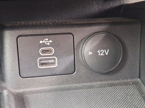 Used Ford Kuga 2024 for sale - 75613940: Photo 15