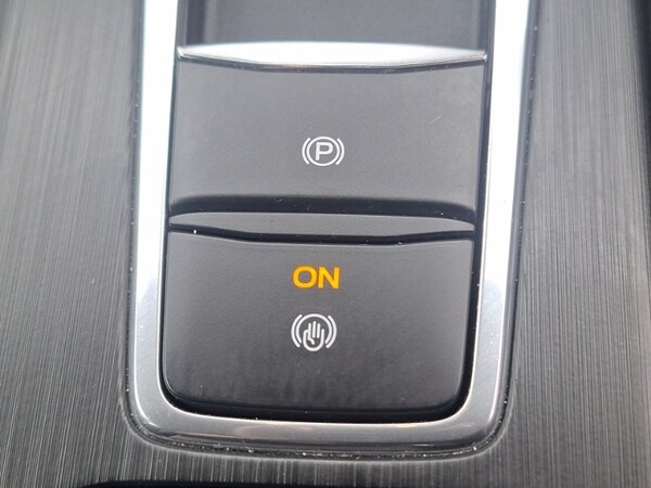 Used Ford Kuga 2024 for sale - 75613940: Photo 17