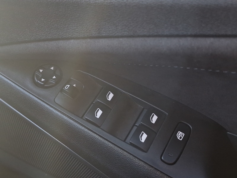 Used Vauxhall Crossland 2022 for sale - 76893798: Photo 14