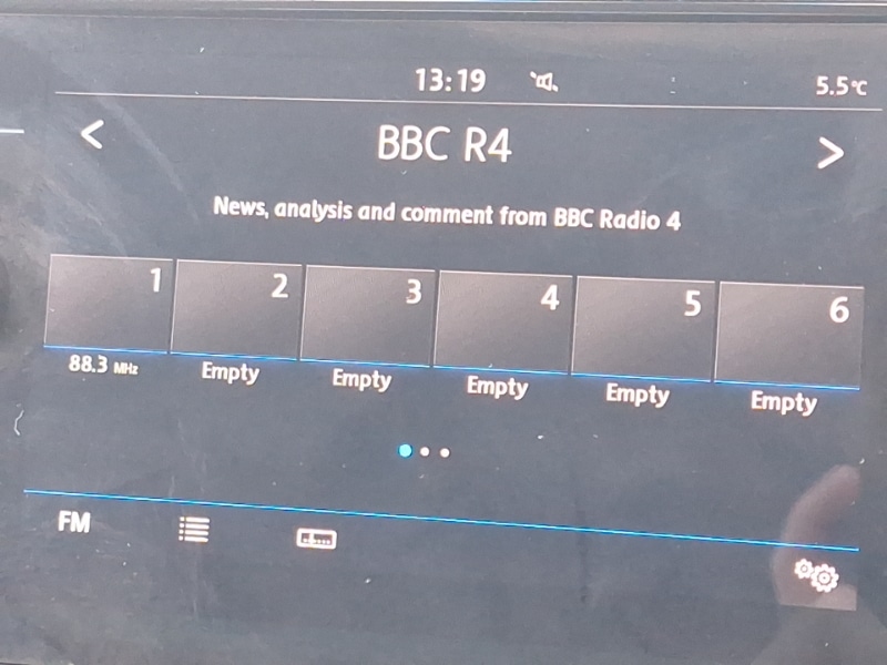 Used Volkswagen T-Roc 2018 for sale - 77736631: Photo 10