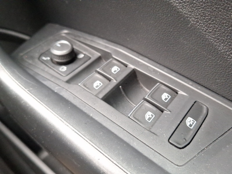 Used Volkswagen T-Roc 2018 for sale - 77736631: Photo 16