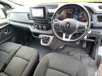 Used Renault Trafic 2024 for sale - 77569102: Photo