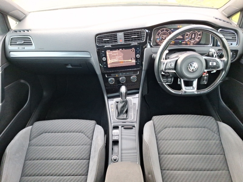 Used Volkswagen Golf 2018 for sale - 77183438: Photo 2