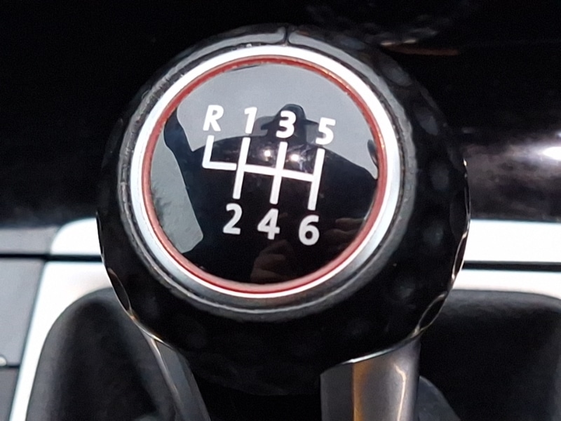 Used Volkswagen Golf 2019 for sale - 77304233: Photo 16