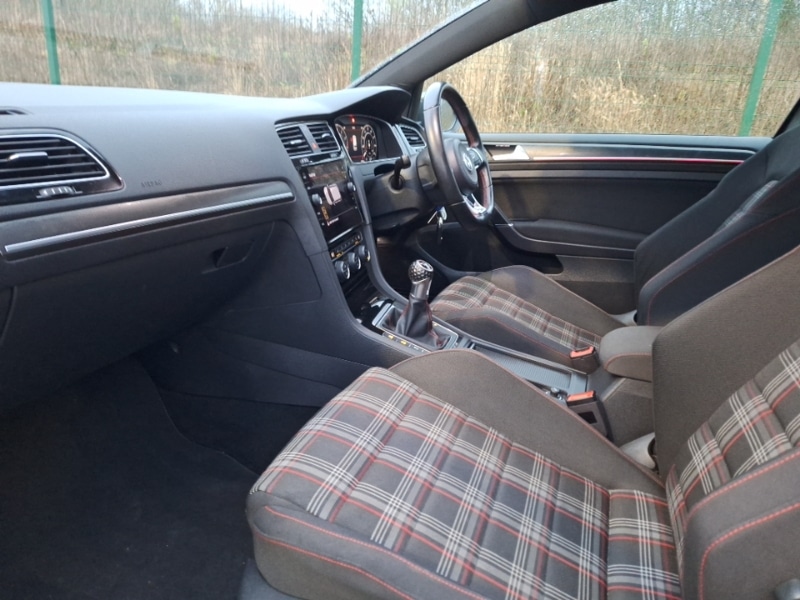 Used Volkswagen Golf 2019 for sale - 77304233: Photo 5