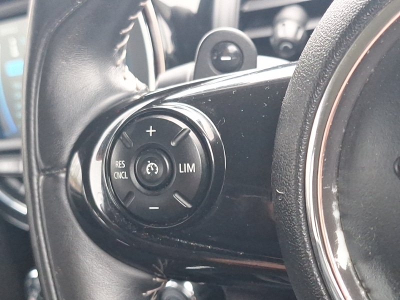 Used MINI Hatch 2019 for sale - 77596604: Photo 18