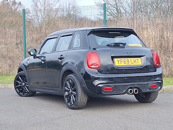 Used MINI Hatch 2019 for sale - 77596604: Photo