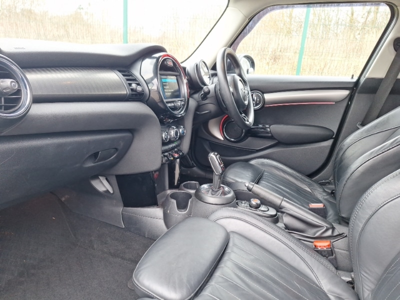 Used MINI Hatch 2019 for sale - 77596604: Photo 5