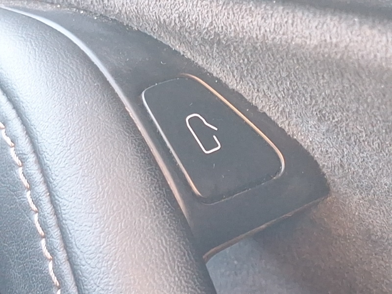 Used Tesla Model Y 2022 for sale - 76656606: Photo 15