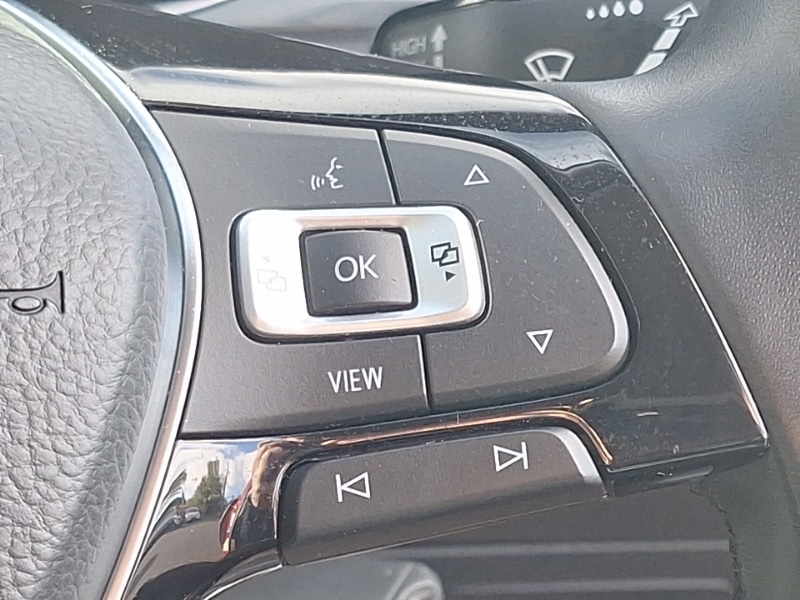 Used Volkswagen Golf 2019 for sale - 76621717: Photo 19