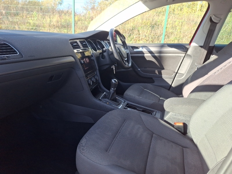 Used Volkswagen Golf 2019 for sale - 76621717: Photo 5