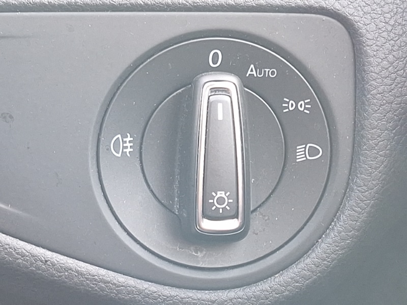 Used Volkswagen Golf 2018 for sale - 76704797: Photo 17