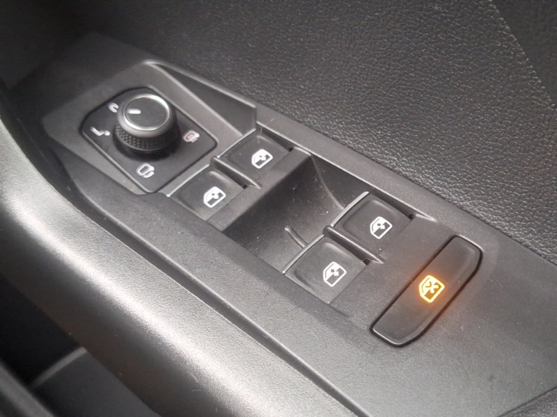 Used Volkswagen T-Cross 2022 for sale - 76384057: Photo 17