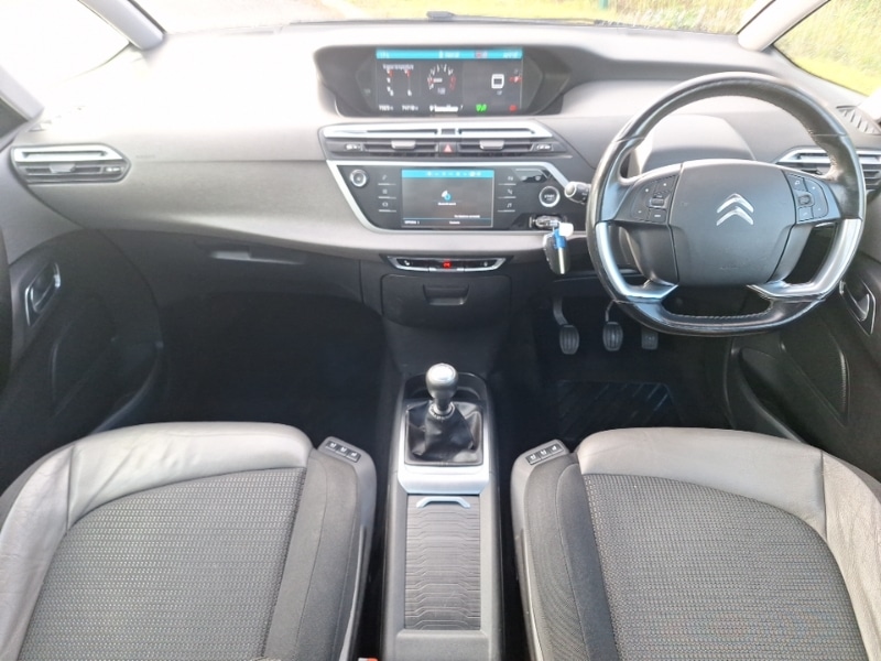 Used Citroen C4 Grand Picasso 2016 for sale - 76141048: Photo 2