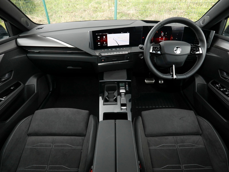 Used Vauxhall Astra 2025 for sale - 76669540: Photo 2