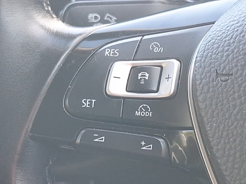 Used Volkswagen T-Roc 2018 for sale - 77329971: Photo 18