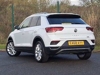 Used Volkswagen T-Roc 2018 for sale - 77329971: Photo