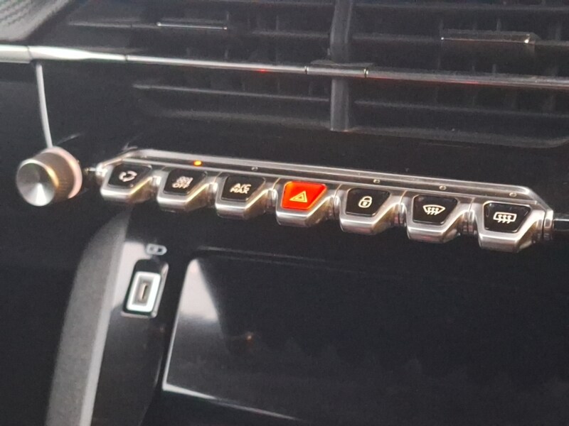 Used Peugeot 208 2021 for sale - 77035082: Photo 13