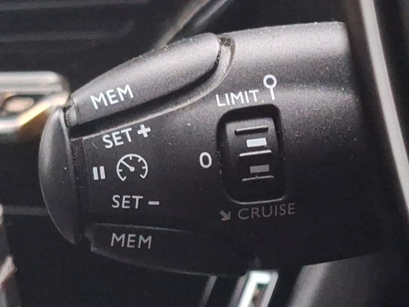 Used Peugeot 208 2021 for sale - 77035082: Photo 16