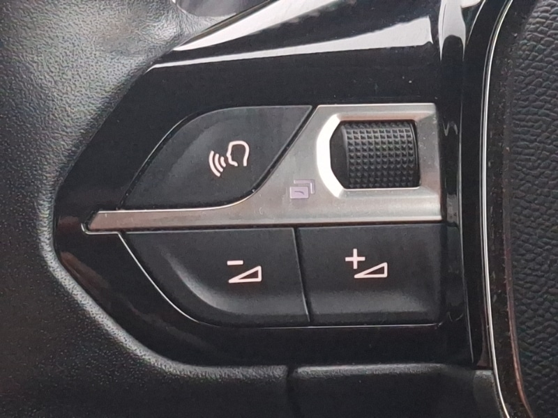 Used Peugeot 208 2021 for sale - 77035082: Photo 18