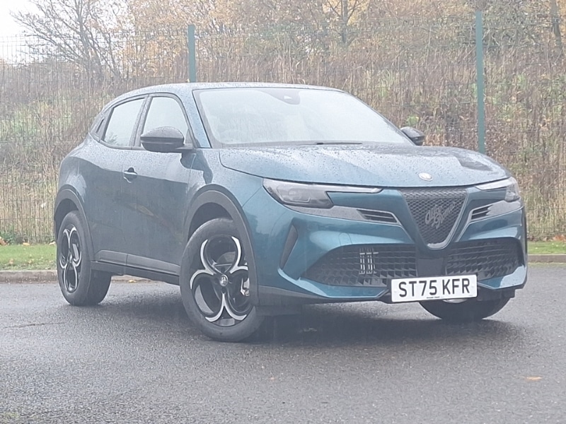 Used Alfa Romeo Junior 2025 for sale - 76478437: Photo 1