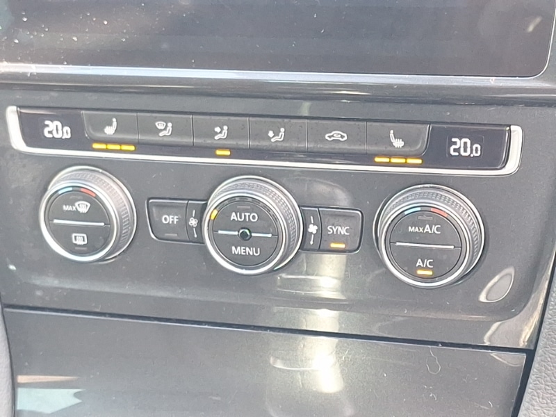 Used Volkswagen Golf 2019 for sale - 76408063: Photo 12