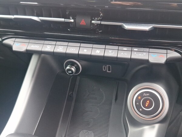Used Alfa Romeo Tonale 2025 for sale - 74273206: Photo 16