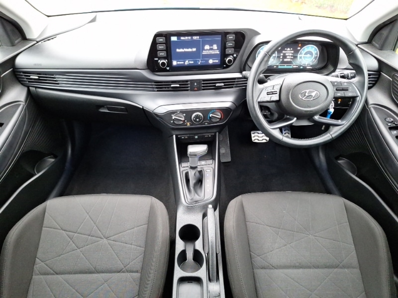 Used Hyundai BAYON 2023 for sale - 77265590: Photo 2