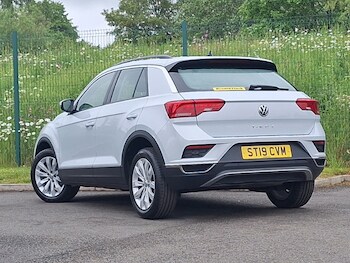 Used Volkswagen T-Roc 2019 for sale - 78693037: Photo