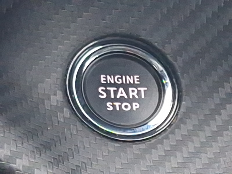 Used Peugeot 2008 2022 for sale - 76771430: Photo 13