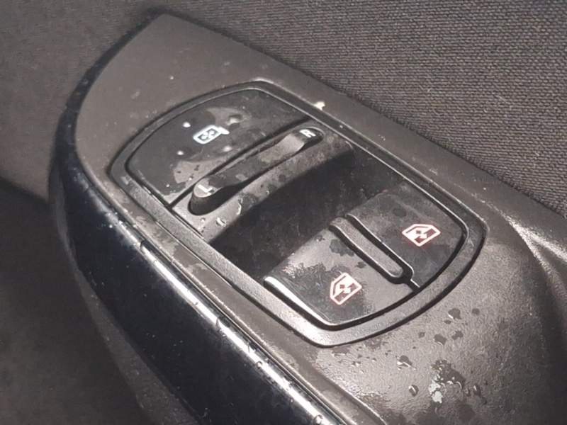 Used Vauxhall Corsa 2017 for sale - 76264876: Photo 17