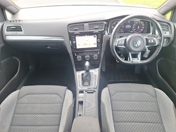 Used Volkswagen Golf 2020 for sale - 78897848: Photo