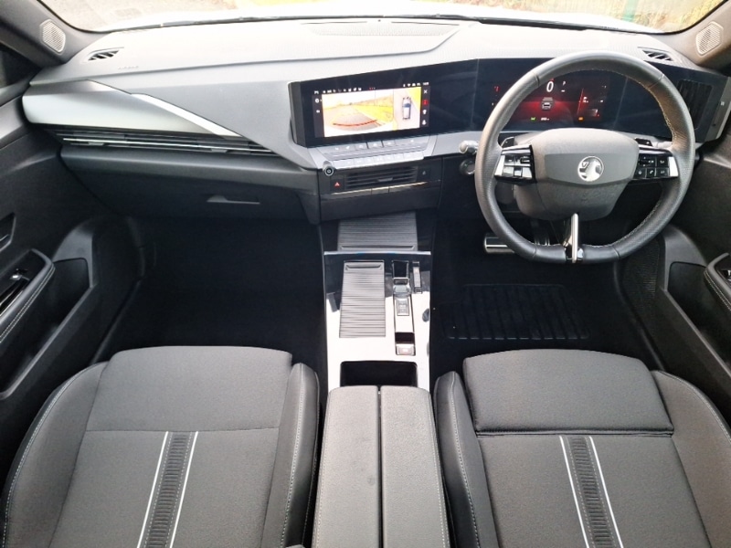 Used Vauxhall Astra 2024 for sale - 76951897: Photo 2