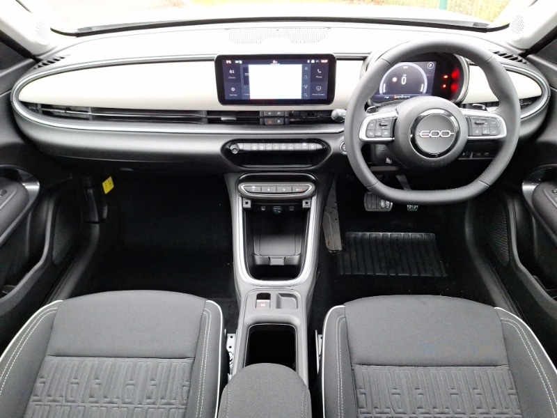 Used Fiat 600 2025 for sale - 76897750: Photo 2