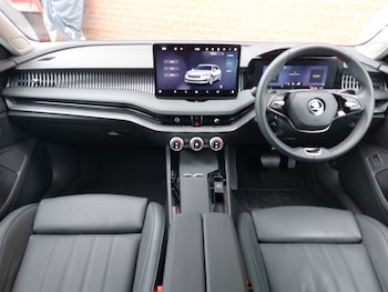 Used Skoda Superb 2024 for sale - 76410963: Photo