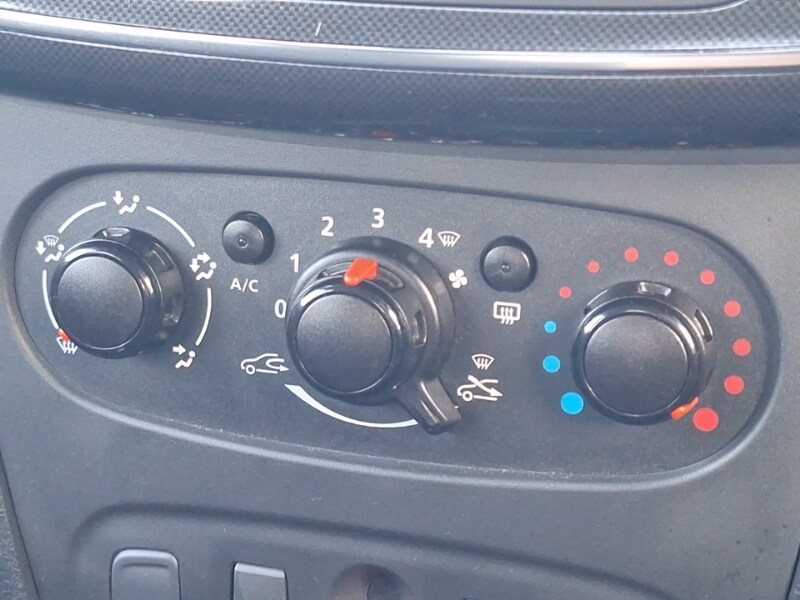 Used Dacia Sandero 2018 for sale - 77644331: Photo 14