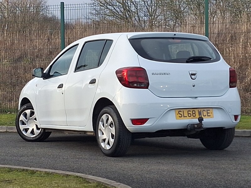 Used Dacia Sandero 2018 for sale - 77644331: Photo 3