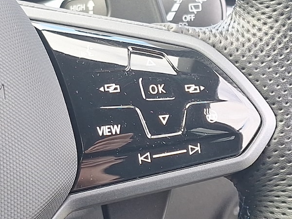 Used Volkswagen T-Roc 2022 for sale - 76199129: Photo 19