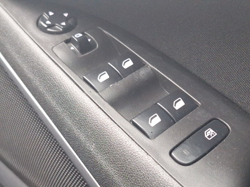 Used Vauxhall Crossland X 2018 for sale - 77518244: Photo 17