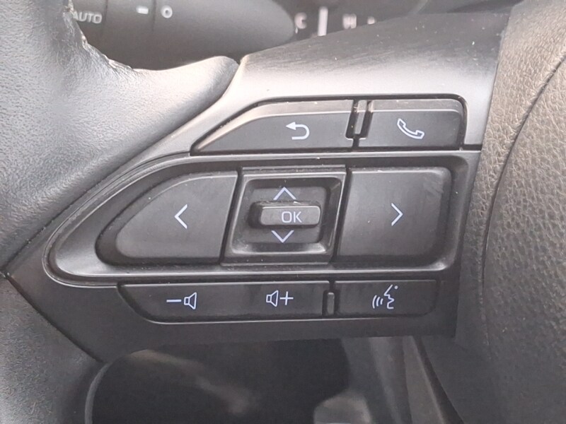 Used Toyota Yaris 2023 for sale - 77284260: Photo 18