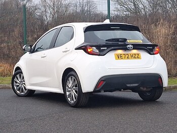 Used Toyota Yaris 2023 for sale - 77284260: Photo